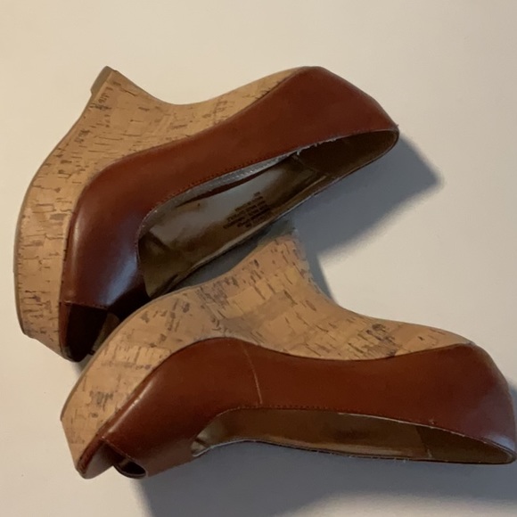 5 inch madden girl size 6 women’s wedge heel - Picture 3 of 11